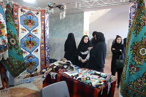جشن خودکفایی ۲۲۰۰ مددجوی کمیته امداد ایلام؛ گامی بلند در مسیر اشتغال‌زایی