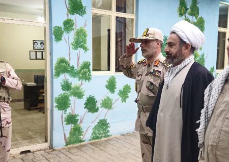 نماینده ولی‌فقیه در ایلام: امنیت پایدار کشور مرهون رشادت مرزبانان است