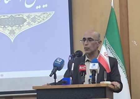 هومن عظیمی در اختتامیه جشنواره رسانه‌های ایلام: رسانه‌های محلی موتور توسعه جامعه هستند