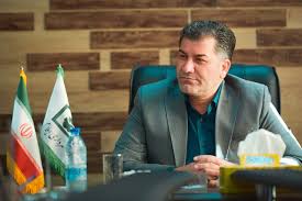 اجرای طرح لکه‌گیری و آسفالت معابر پرترافیک ایلام با انتقاد از شرکت‌های حفار