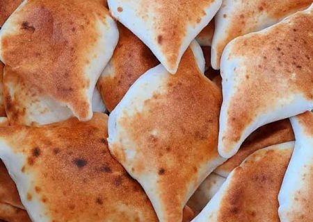 بازگشت سهمیه آرد یارانه‌ای نوع یک به نانوایی‌های صمون‌پز ایلام / فروش نان با نرخ قبلی الزامی شد