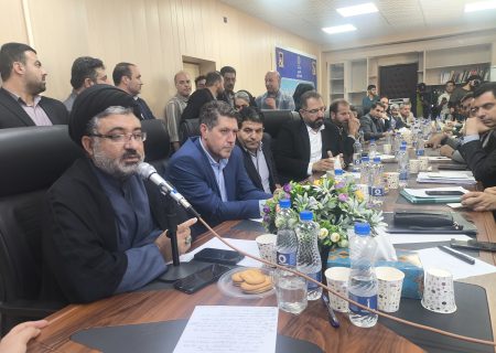 امام جمعه چوار: «هلاله شمالی» حلال اشتغال و تجارت مرزی غرب کشور است