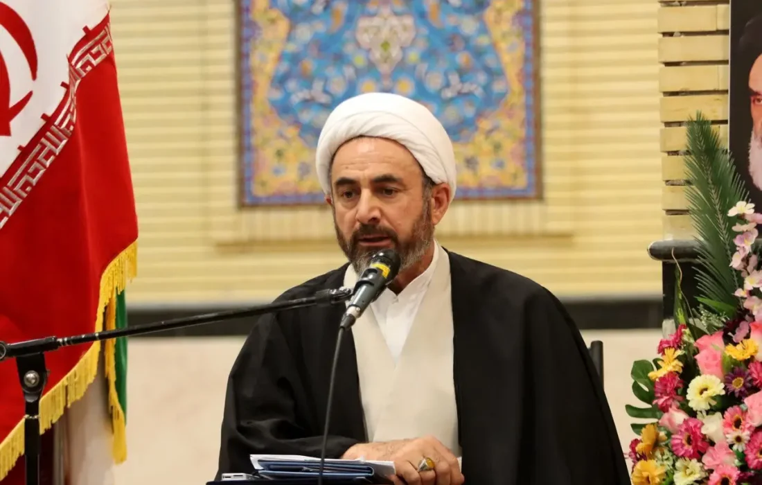 لزوم ساماندهی سبک زندگی اسلامی در استان ایلام / برخورد با بیحجابی و سگگردانی در فضای عمومی ضروری است