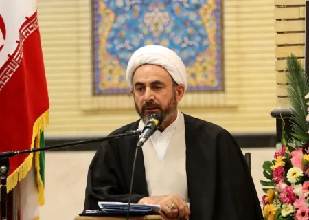 لزوم ساماندهی سبک زندگی اسلامی در استان ایلام / برخورد با بی‌حجابی و سگ‌گردانی در فضای عمومی ضروری است