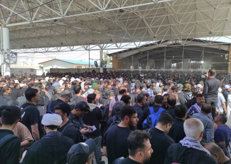 تردد روان بیش از ۴ هزار زائر با ناوگان اتوبوسی از مرز مهران در یک شبانه‌روز
