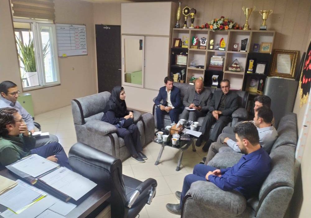 تحول در اشتغال مددجویان ایلامی با انرژی خورشیدی؛ احداث ۱۰۰۰ نیروگاه خانگی تا پایان سال