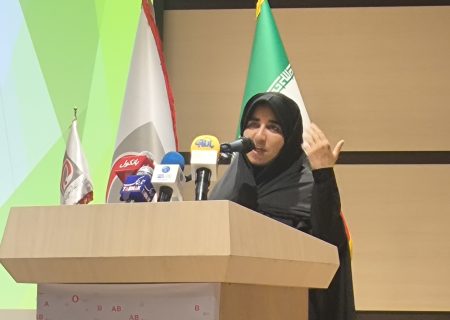 سارا فلاحی: انتقال خون ایلام نیازمند توجه جدی در حوزه زیرساخت، نیروی انسانی و پدافند غیرعامل است