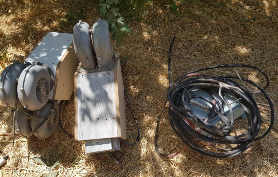 کشف ۲ دستگاه ماینر غیرمجاز در ایوان؛ برق‌آشام‌ها عامل محدودیت در تأمین برق ایلام