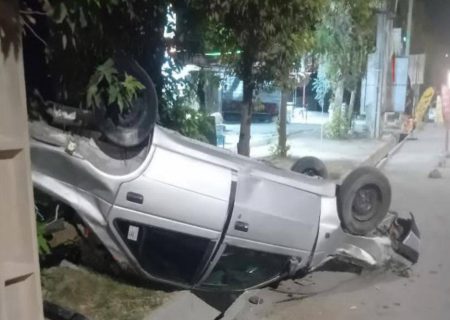واژگونی پژو در بلوار حاج قاسم سلیمانی ایلام / دو نفر جان باختند