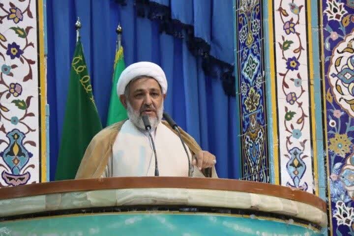 هشدار صریح امام جمعه موقت ایلام: «مردم زیر بار تورم خرد شده‌اند»
