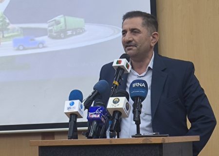 تجلیل از تلاش‌های چندساله راهداری و حمل‌ونقل ایلام در آیین تودیع مدیرکل سابق