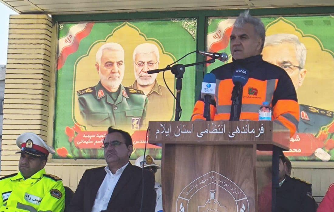 آمادگی کامل راهداری ایلام برای زمستان ۱۴۰۴ با استقرار ۳۲ اکیپ و ۲۷۲ دستگاه ماشین‌آلات