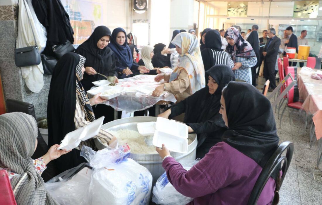 پویش «به عشق علی(ع)» در ایلام؛ توزیع ۱۵ تن گوشت قربانی و بیش از ۳۹ هزار پرس غذای گرم میان نیازمندان