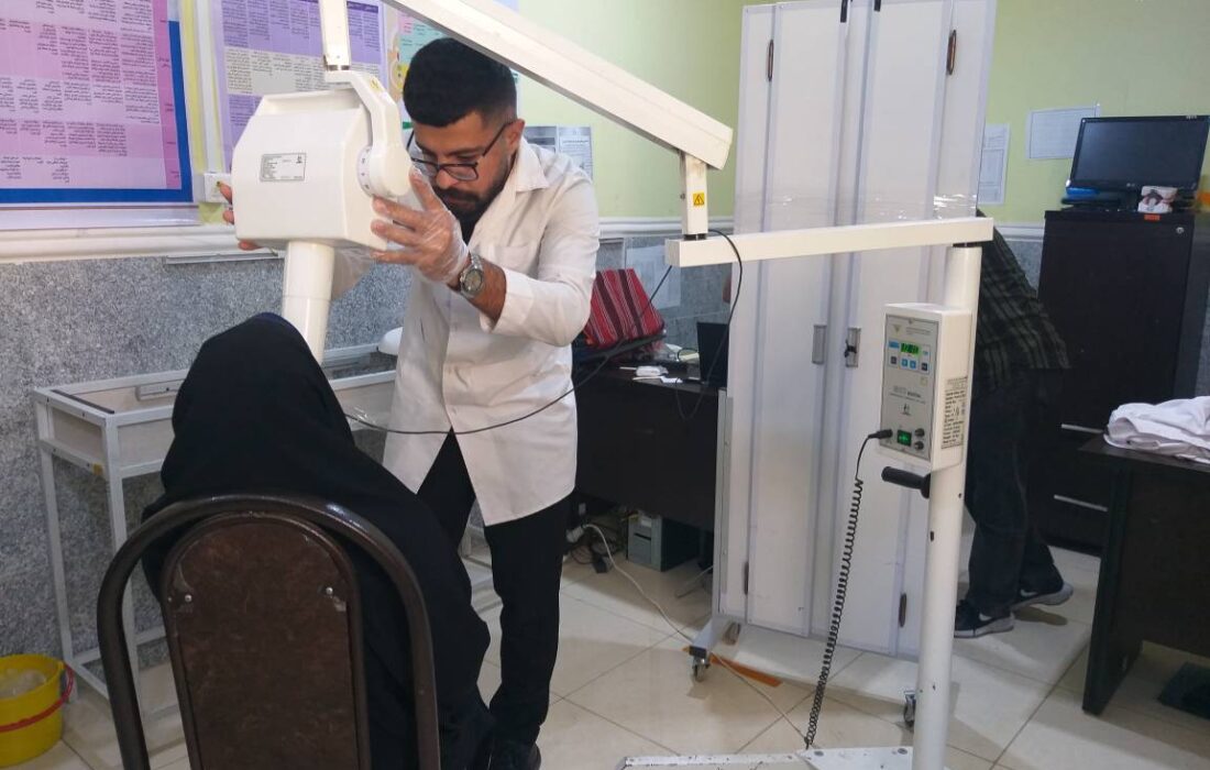 لبخند سلامت بر چهره ۳۰۰ مددجوی ایلامی؛ خدمات تخصصی رایگان در محله هجرت