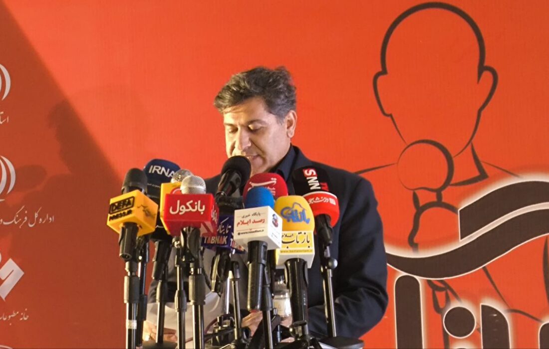 علی هلشی: خبرنگاران ایلام در جنگ روایتها و میدان اربعین حضوری مسئولانه دارند
