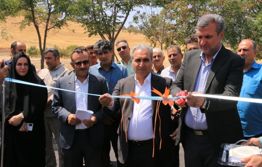 آسفالت معابر ۶ روستای ایوان با اعتبار ۲۰۰ میلیارد ریال به بهره‌برداری رسید