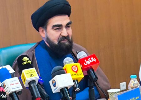 تأکید بر صداقت، شفافیت و نقد منصفانه در نشست خبری به مناسبت روز خبرنگار