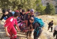 پایان ۱۵ ساعت جست‌وجو در دینارکوه؛ نجات مرد ۵۳ ساله توسط هلال‌احمر ایلام